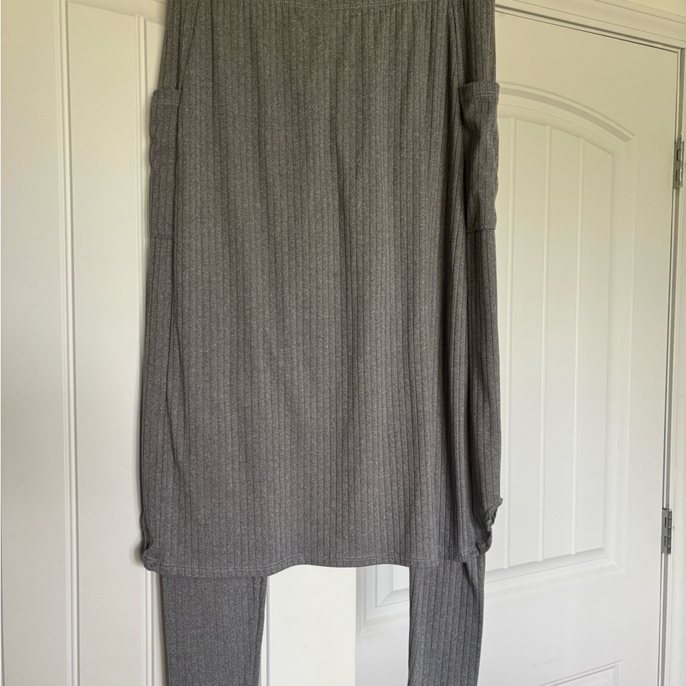 KampKloz Ribbed Gray 27” Skirt
